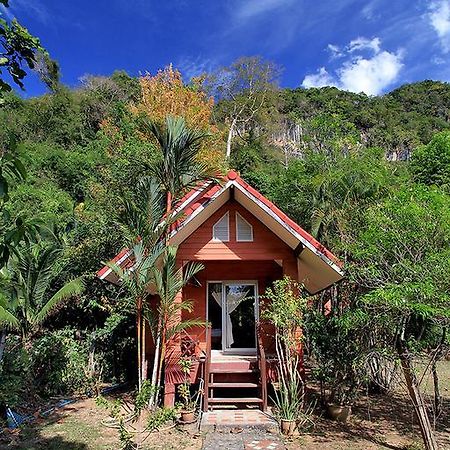 Langu Phupha Resort Satun Luaran gambar