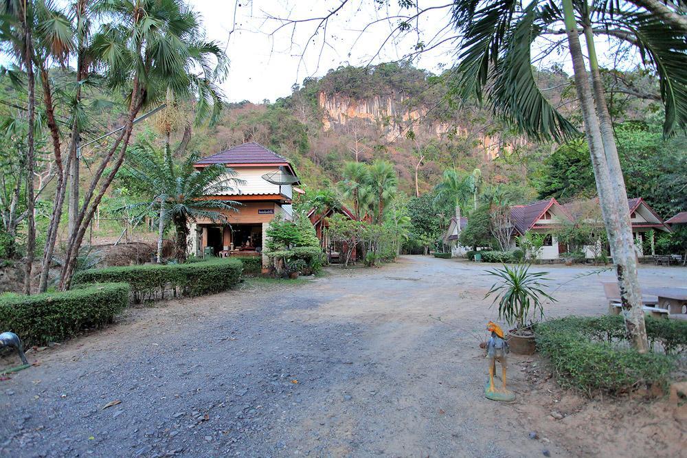 Langu Phupha Resort Satun Luaran gambar